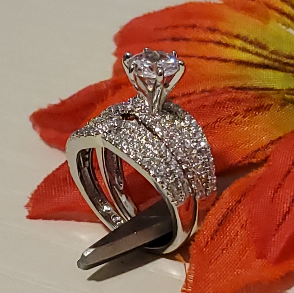 Gorgeous Diamond 2pc Ring